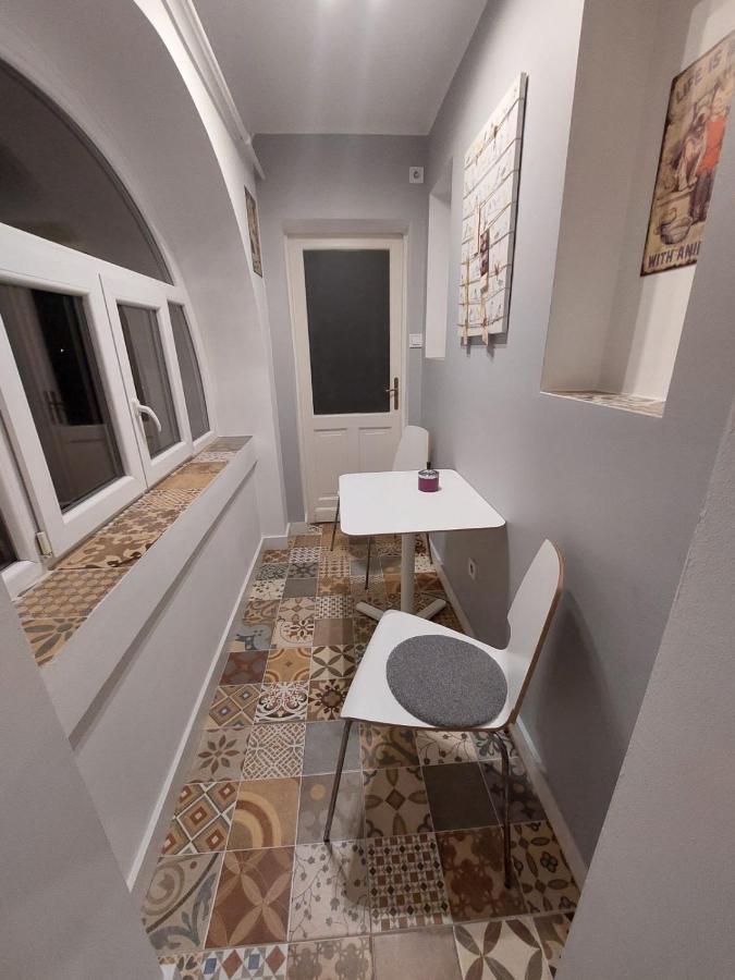 Roland Apartment - Nepliget Budapest Exterior foto